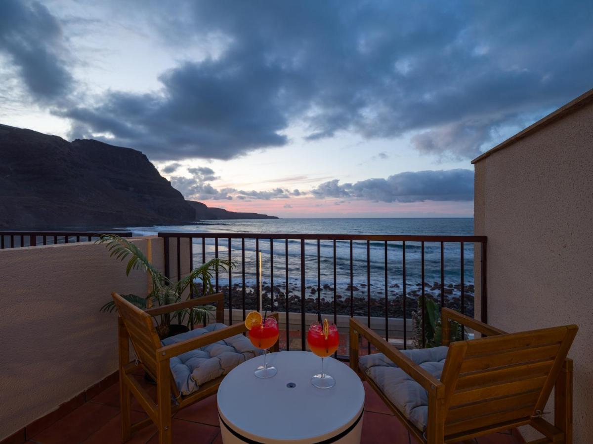 Giraud Ii - Secluded Beachfront Duplex